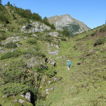 Lherzolite et paysages karstiques à l’étang de Lers